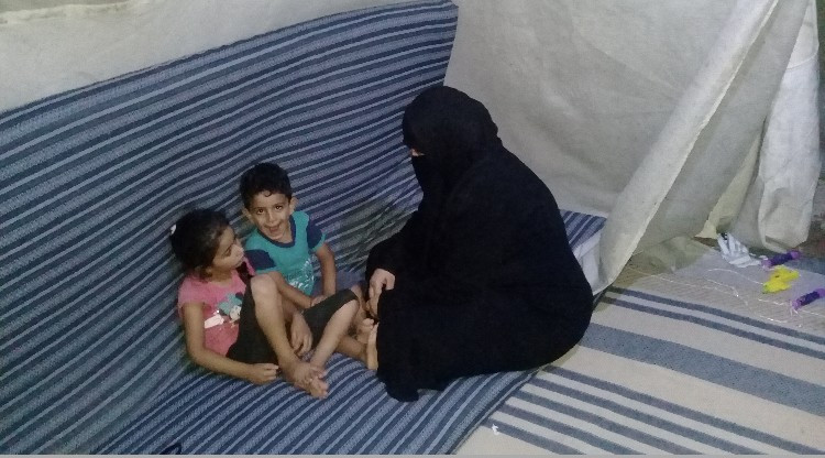 مريضة بحاجة صورة رنين مغناطيسي