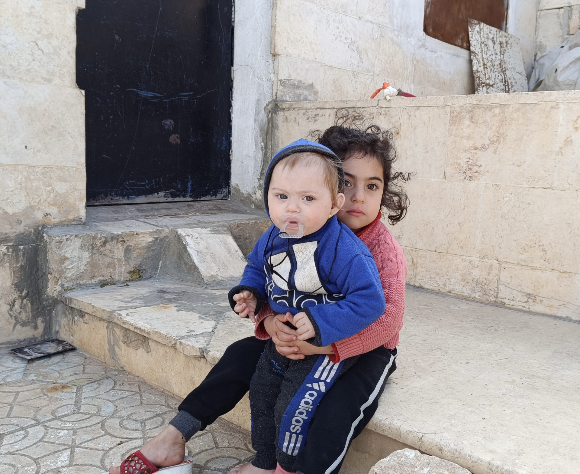 Rula and Rahaf are children and need your generous help