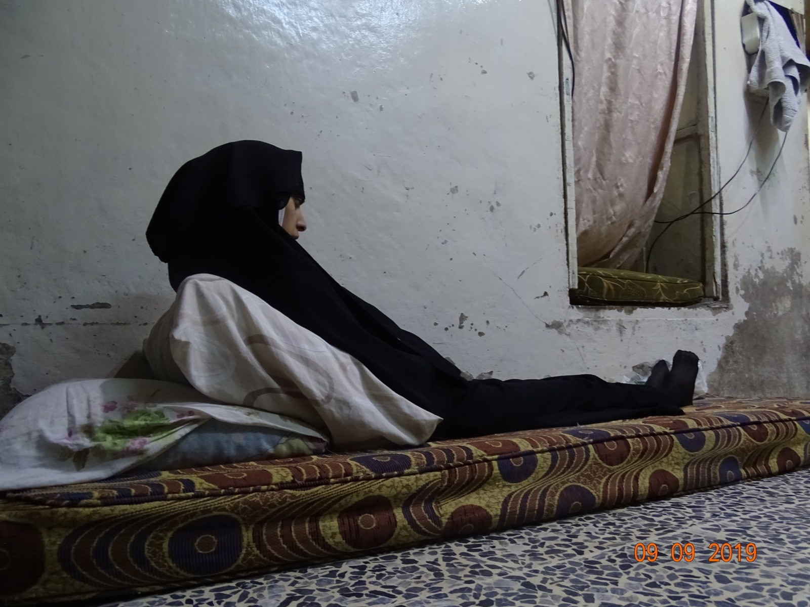 A young woman suffers from hepatic and lung cancer