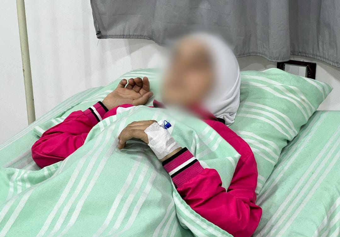 A child living with her grandparents under harsh circumstances