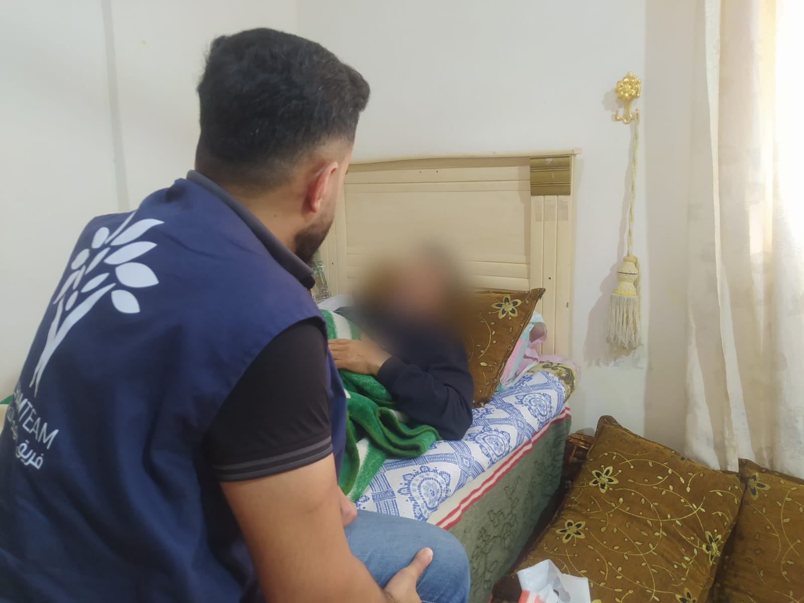العم عبد المعين بحاجة عمل جراحي مستعجل فهل من داعمٍ له!