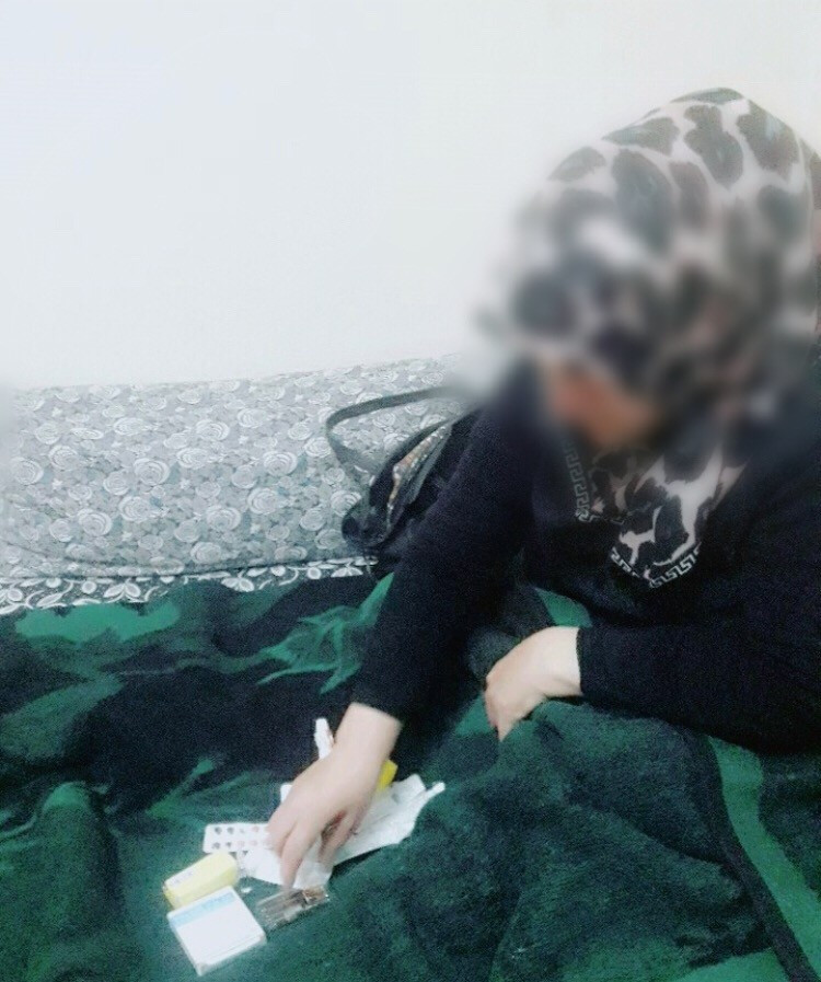 A sick woman needs to admitinister to a private hospital