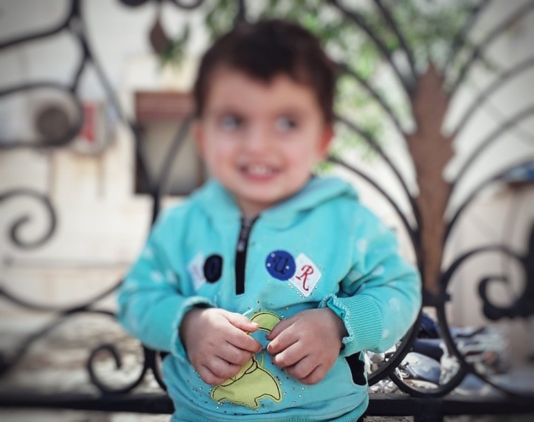 طفلة فاقدة للسمع منذ الولادة!