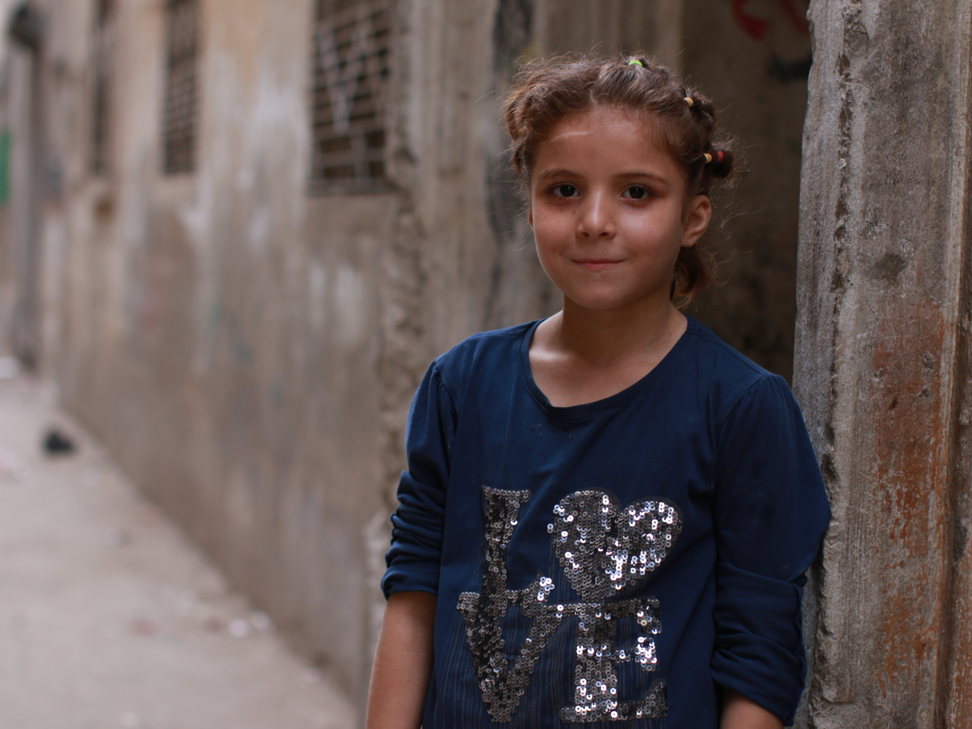 Nada is an orphan girl from Homs
