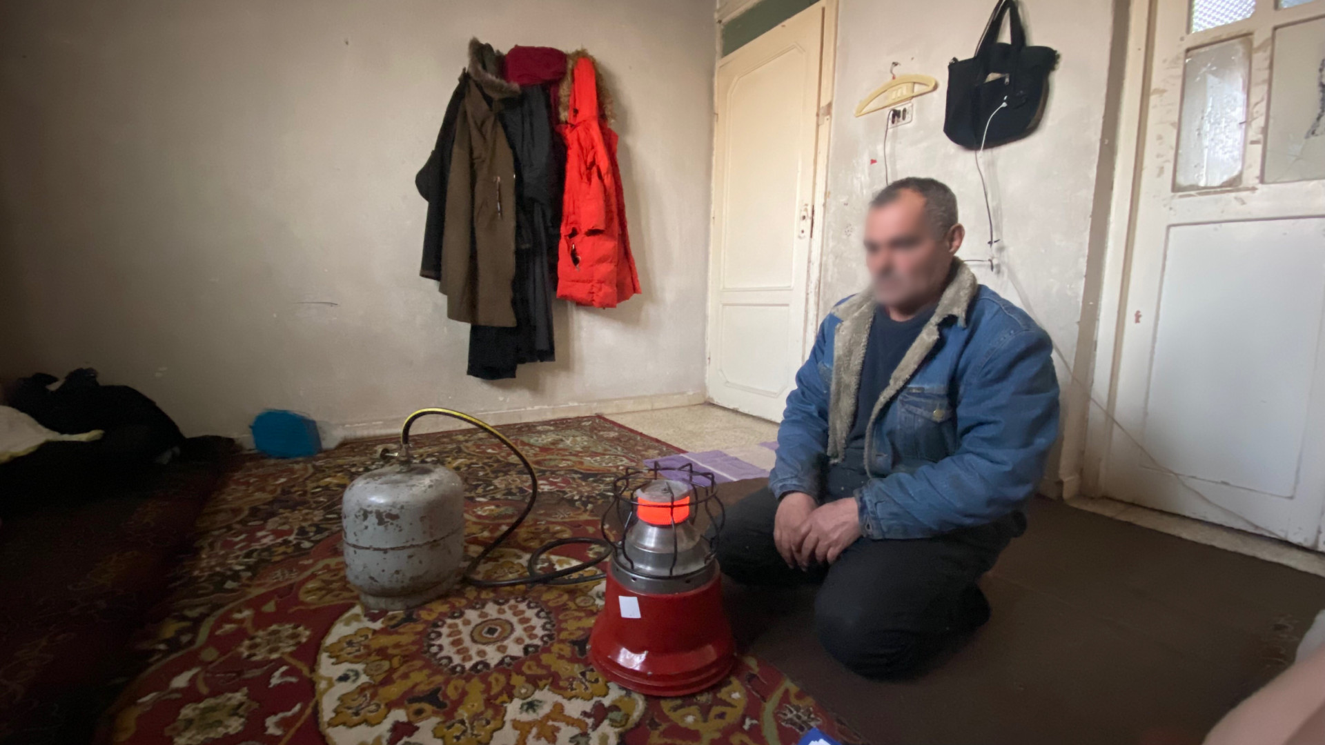 Mr. Imad's family live in cold, poverty and hunger.