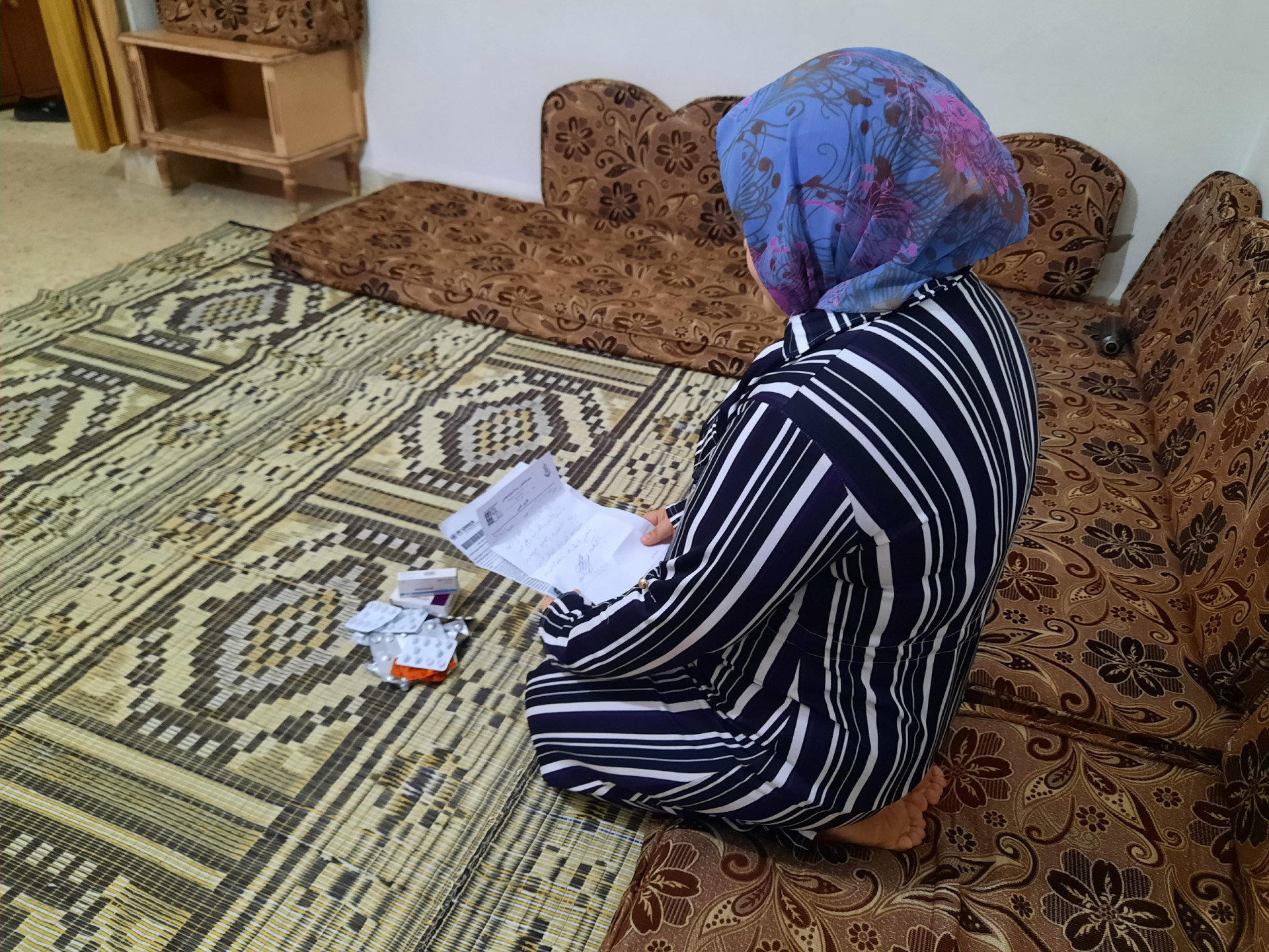 Huda who suffers from continuous kidney pain, needs your help to complete her treatment