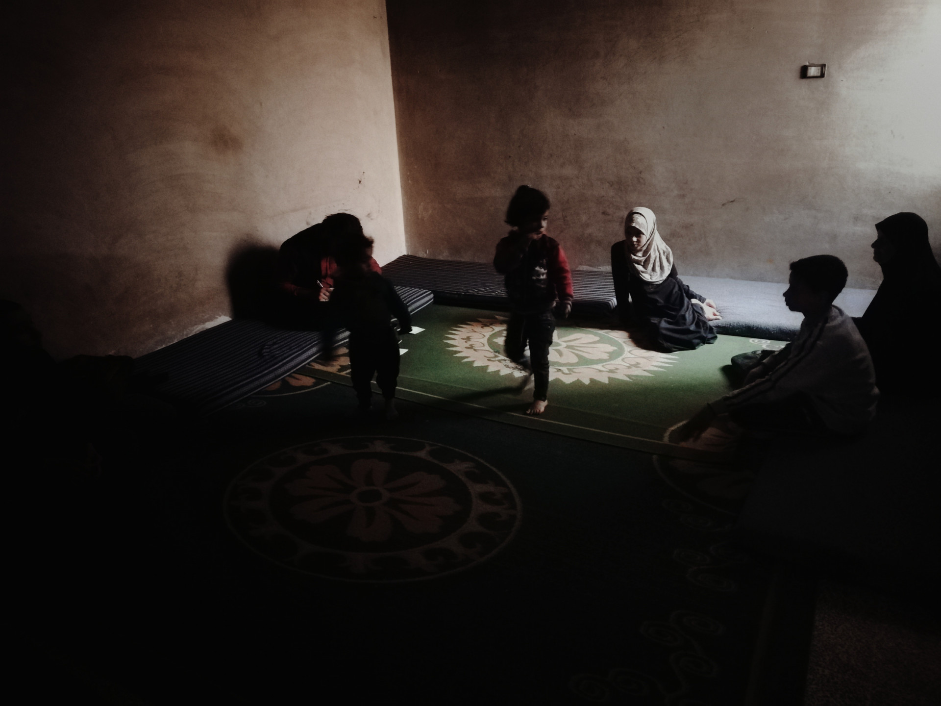 A family suffering from difficult circumstances after losing their breadwinner and getting displaced!