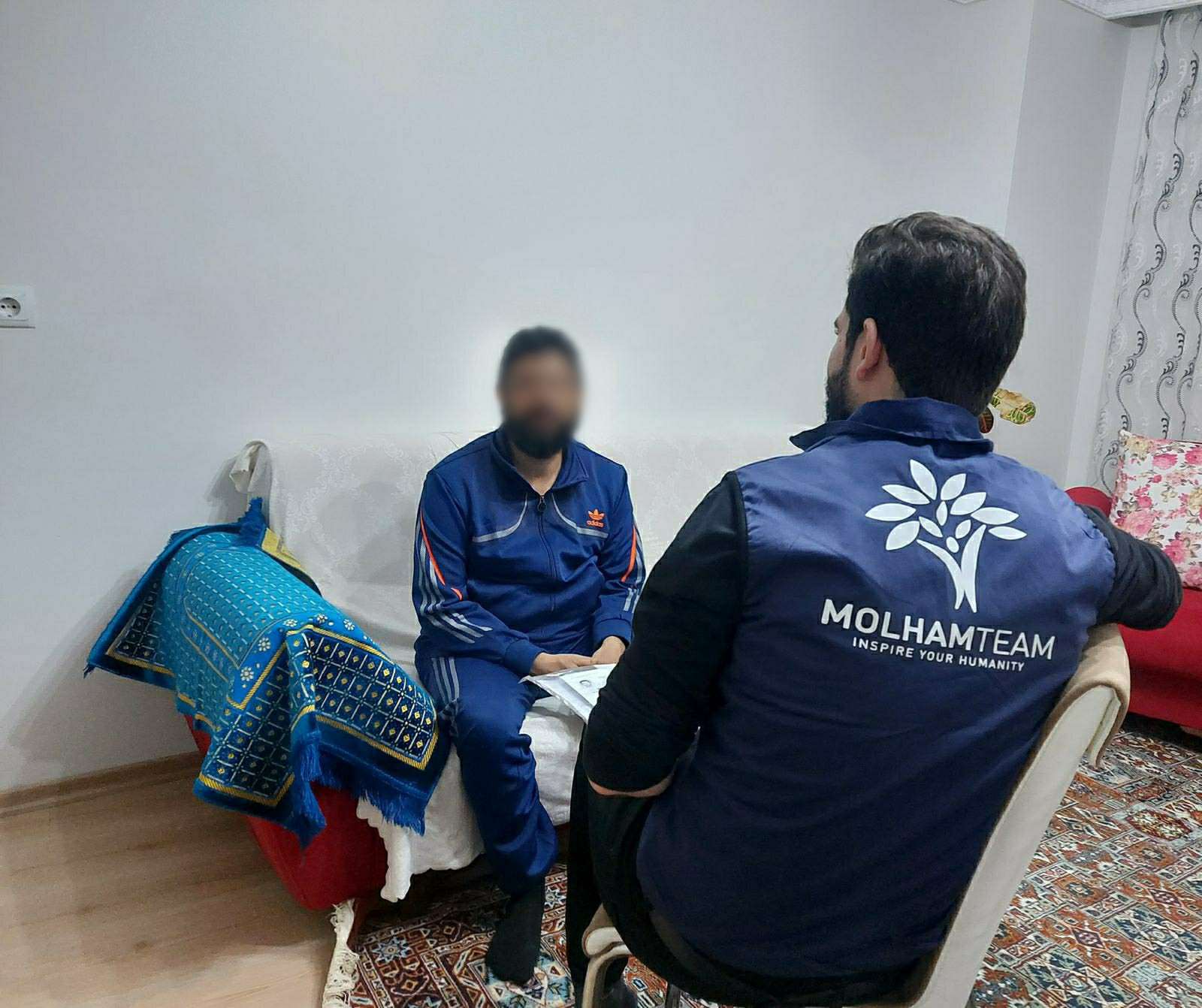 A blind man with a young daughter, who needs your help