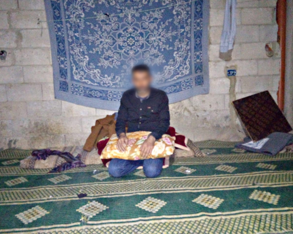 The breadwinner of the family is sick and needs your support.