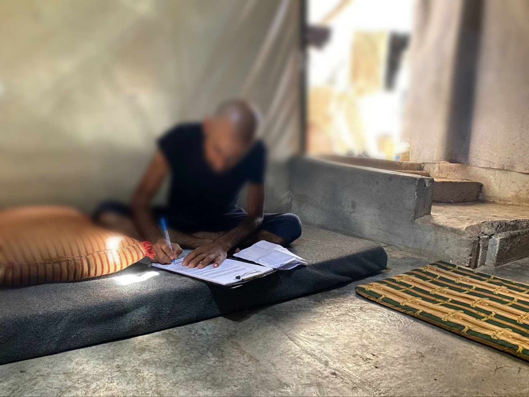 Saleh suffers from gastrointestinal inflammation, needs urgent treatment