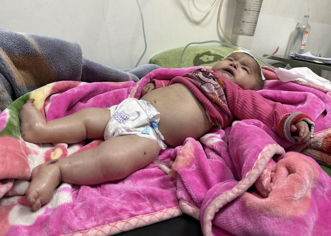 بدأت معاناة ترفة منذ ولادتها..