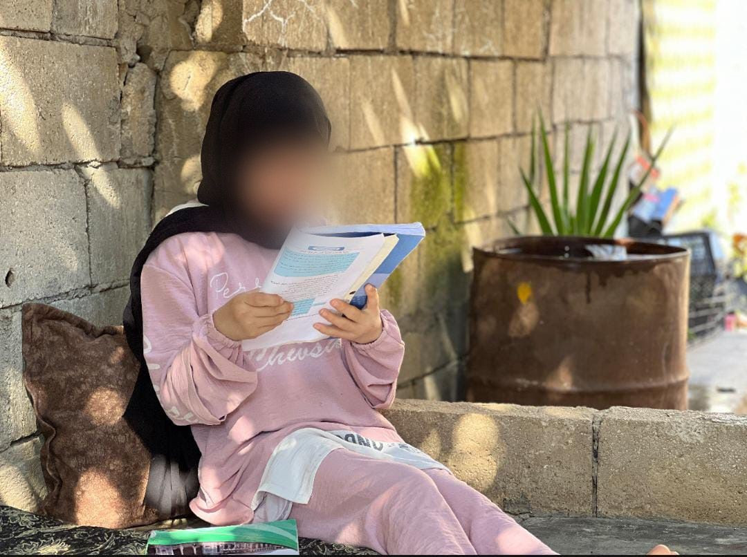 طفولة يقيّدها المرض والألم