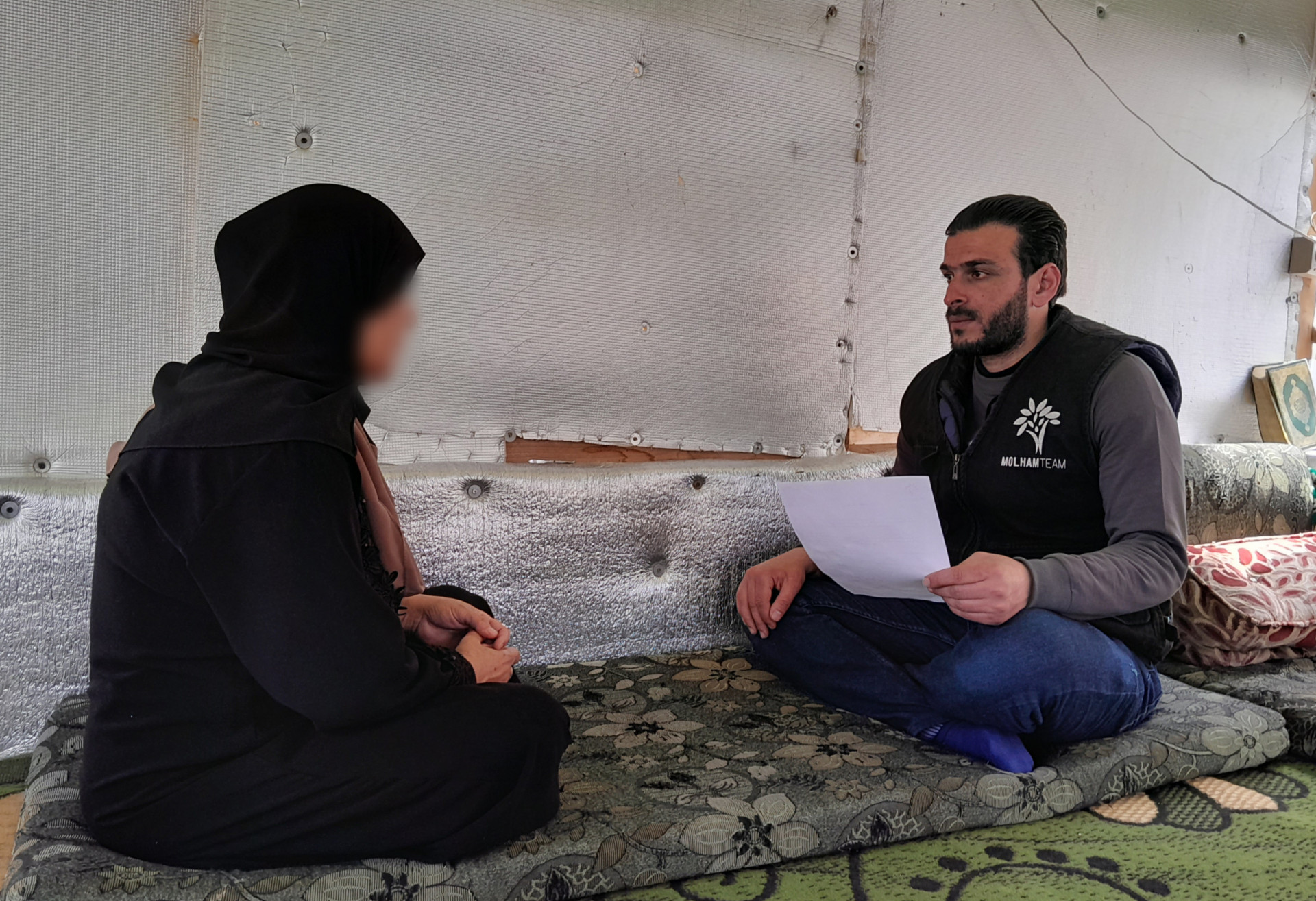 Contribute to treat Hanan and relieve her pain