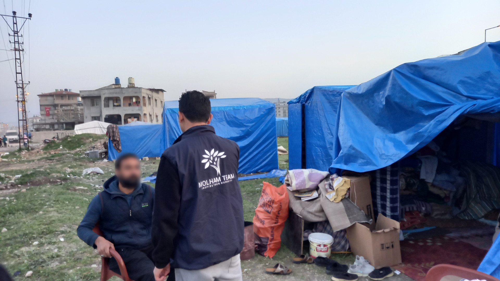 Because of the earthquake, Shahoud's family lives hard times.