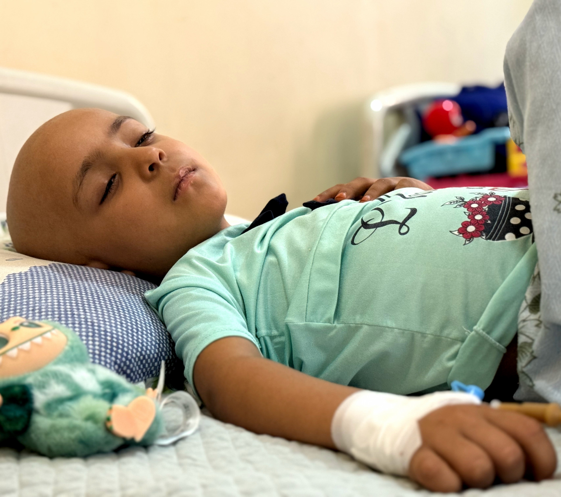 A child is fighting cancer and needs your help to get treatment!