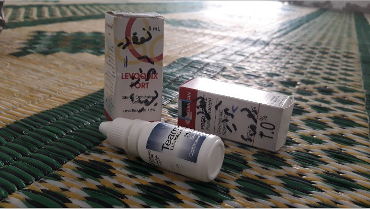 سيدة بحاجة أدوية