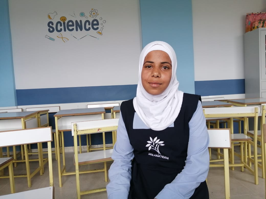 Beautiful Fatima sees a bright future in becoming a doctor