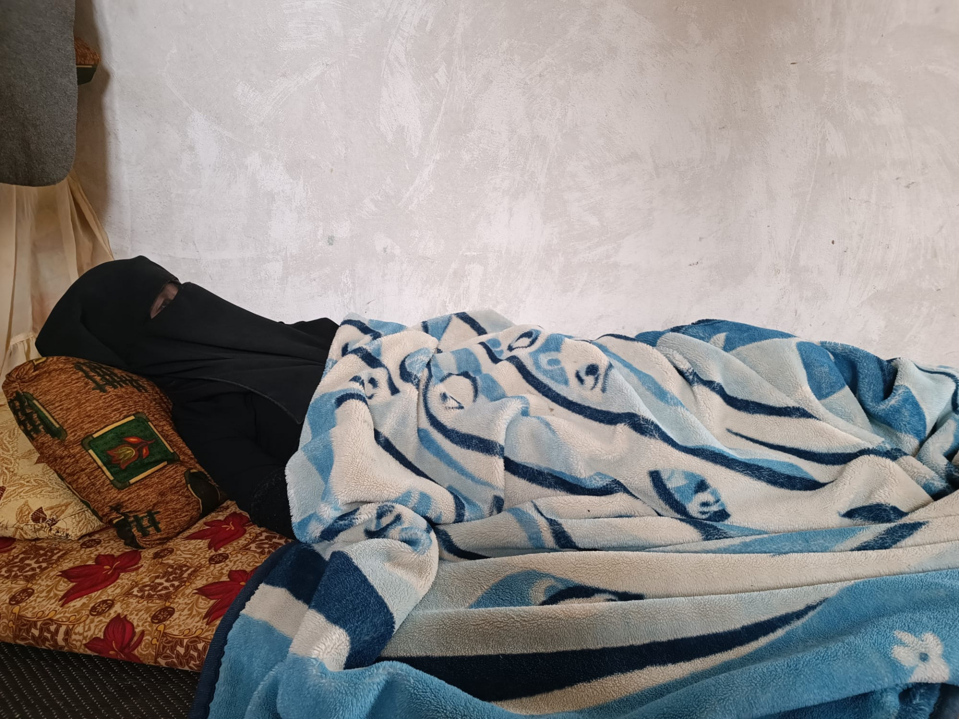 A mom of eight children needs help