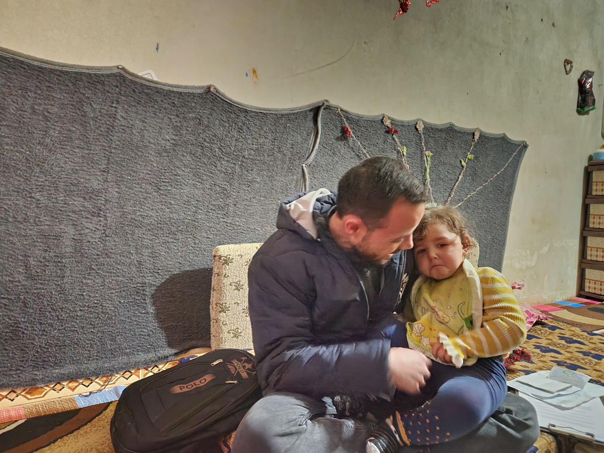 Baby Aisha suffers from jaundice and needs your help