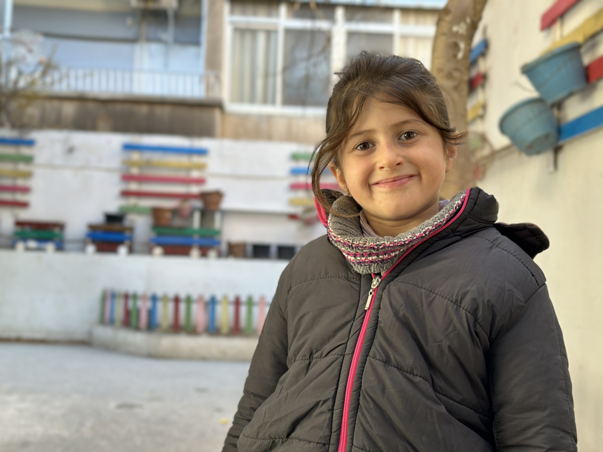 تعليم رجاء يحتاج إليكم… ساعدوها لتحقيق مستقبل أفضل