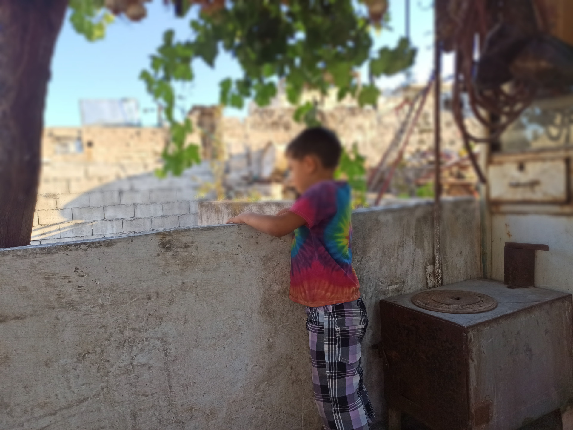 Dua'a is the breadwinner of her family ... She can't secure their medications and living expenses.