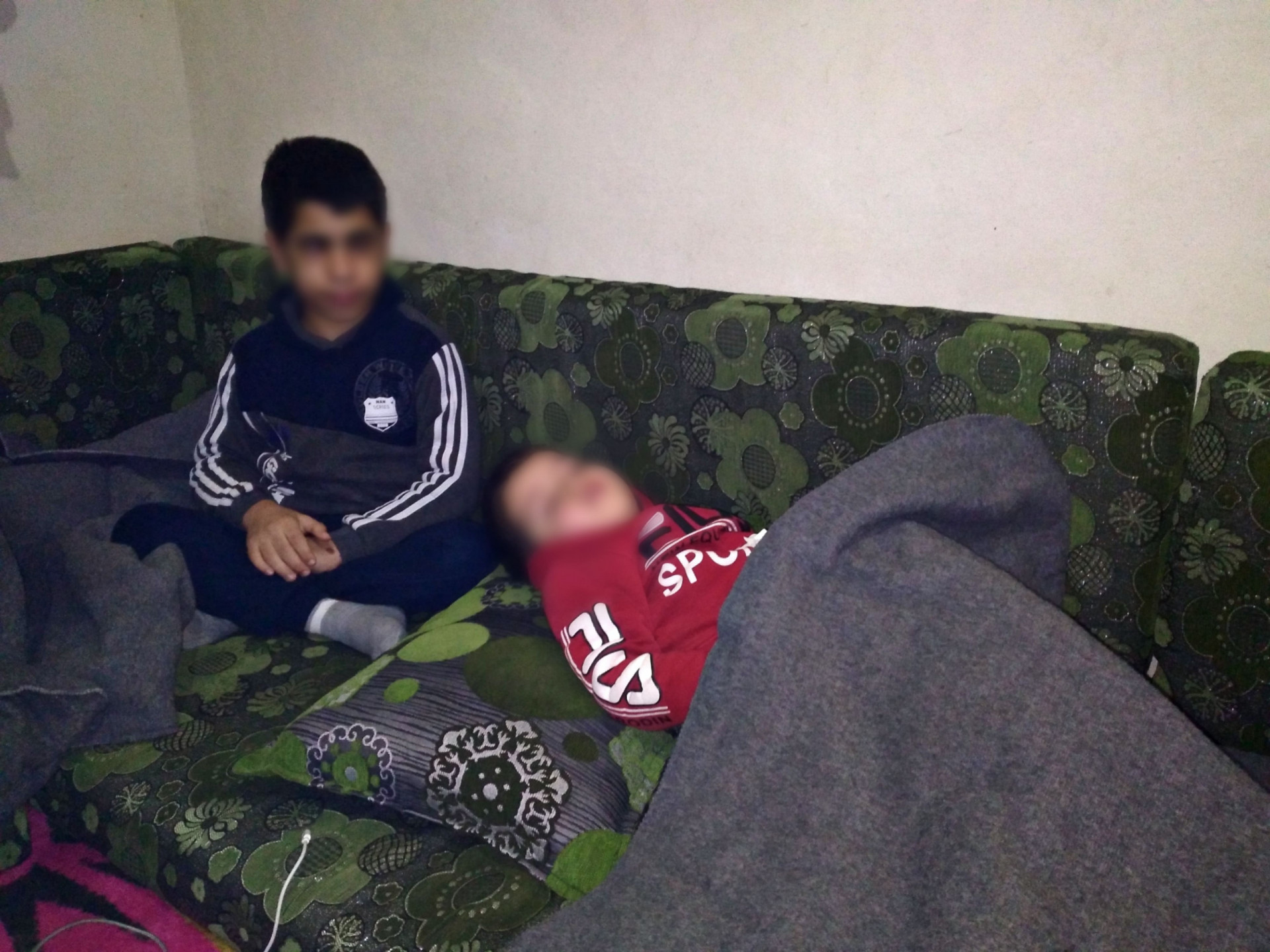 Hussein's family is unable to provide for their children who suffer from cerebral atrophy!