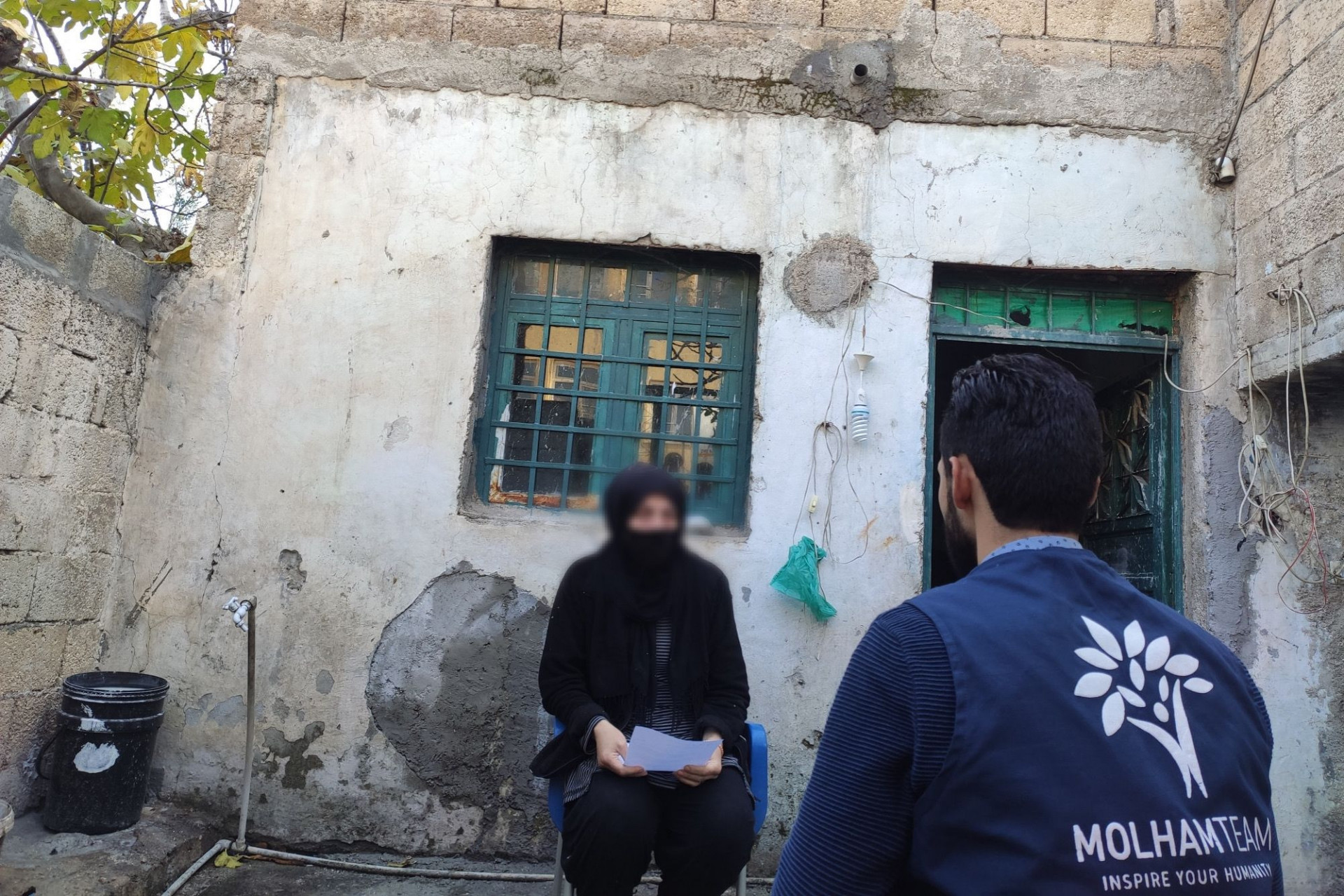 Safa'a and her children are in need of support