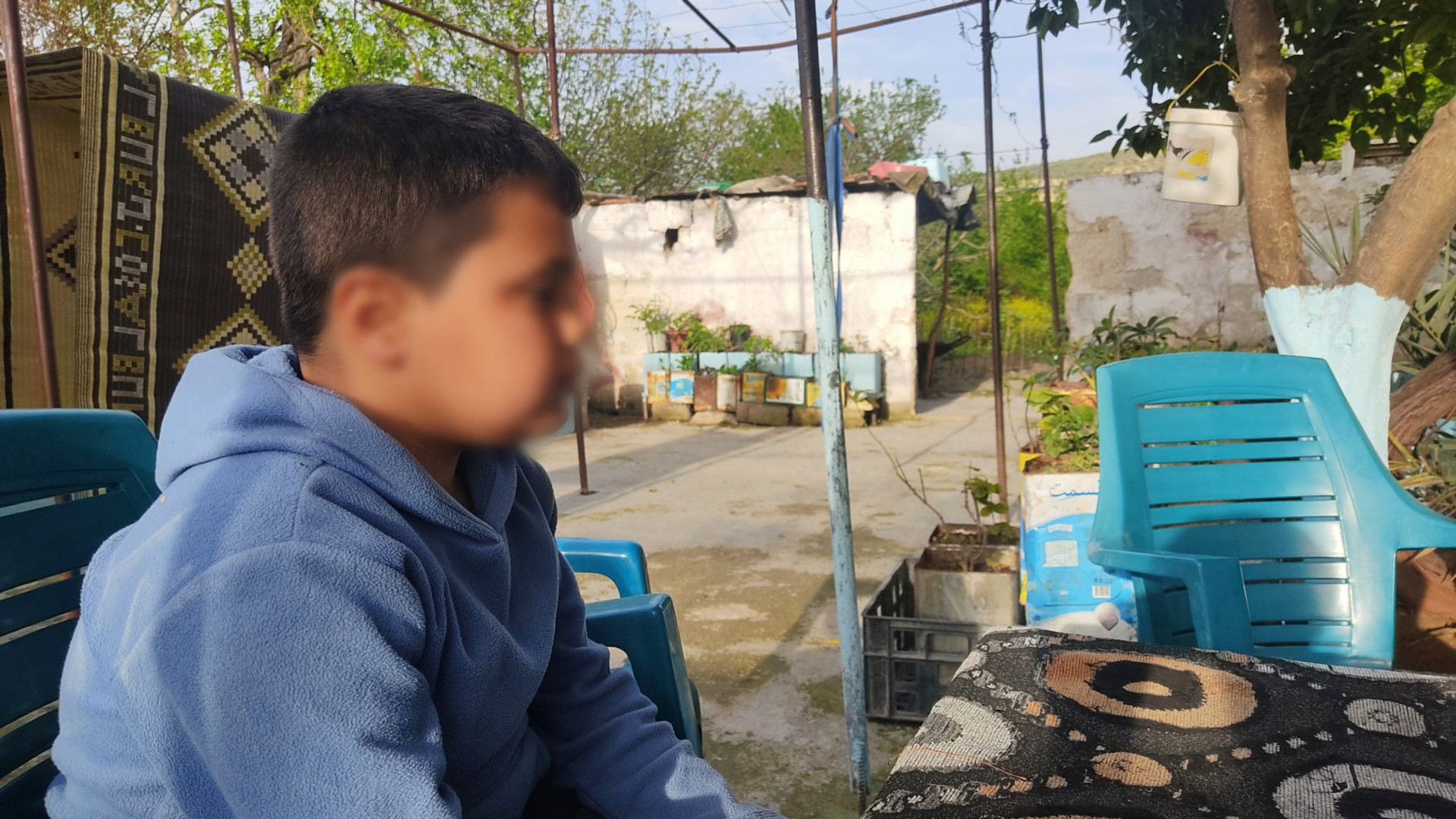 Mustafa had retinal detachment, he is at risk of being a blind