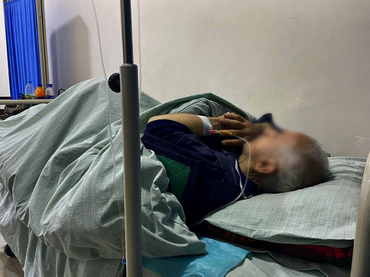Ahmad extreme prostata hypertrophy and needs your support to secure the cost of the surgery!