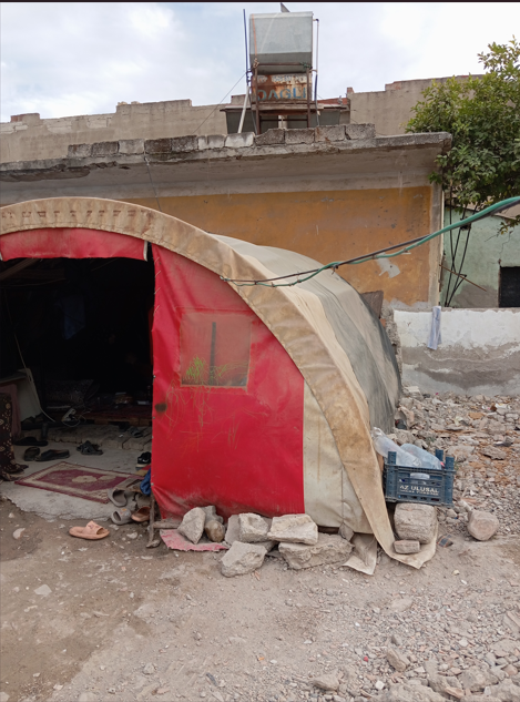 A family living in very difficult conditions.