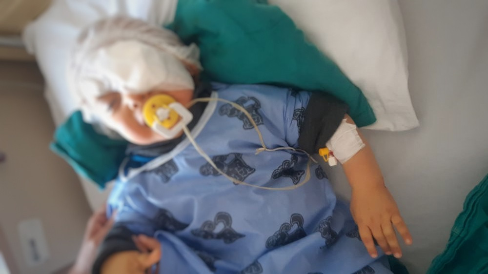 الطفل أحمد مُصاب بالسرطان ويحتاج دعمكم