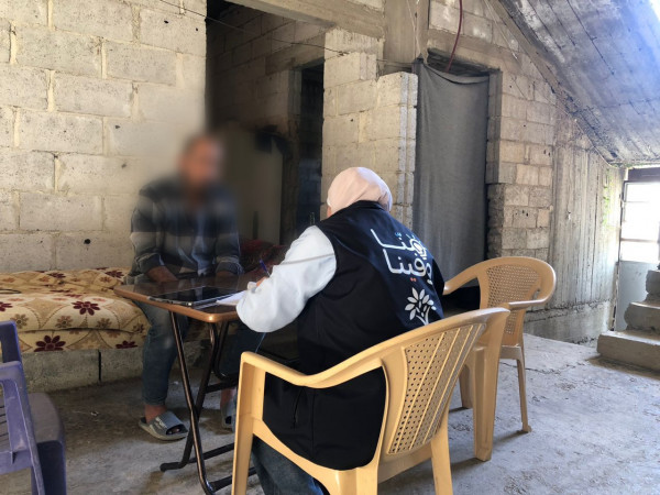 عائلة أنهكها التعب ..!