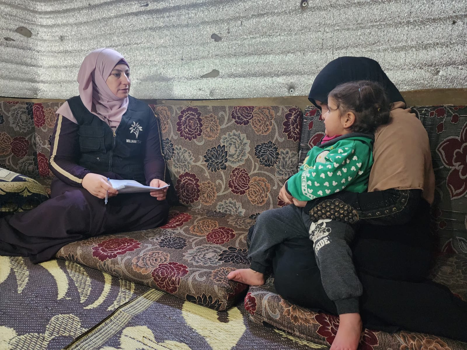 Sahar is enduring the harshest of conditions. Let's help ease some of her pain.