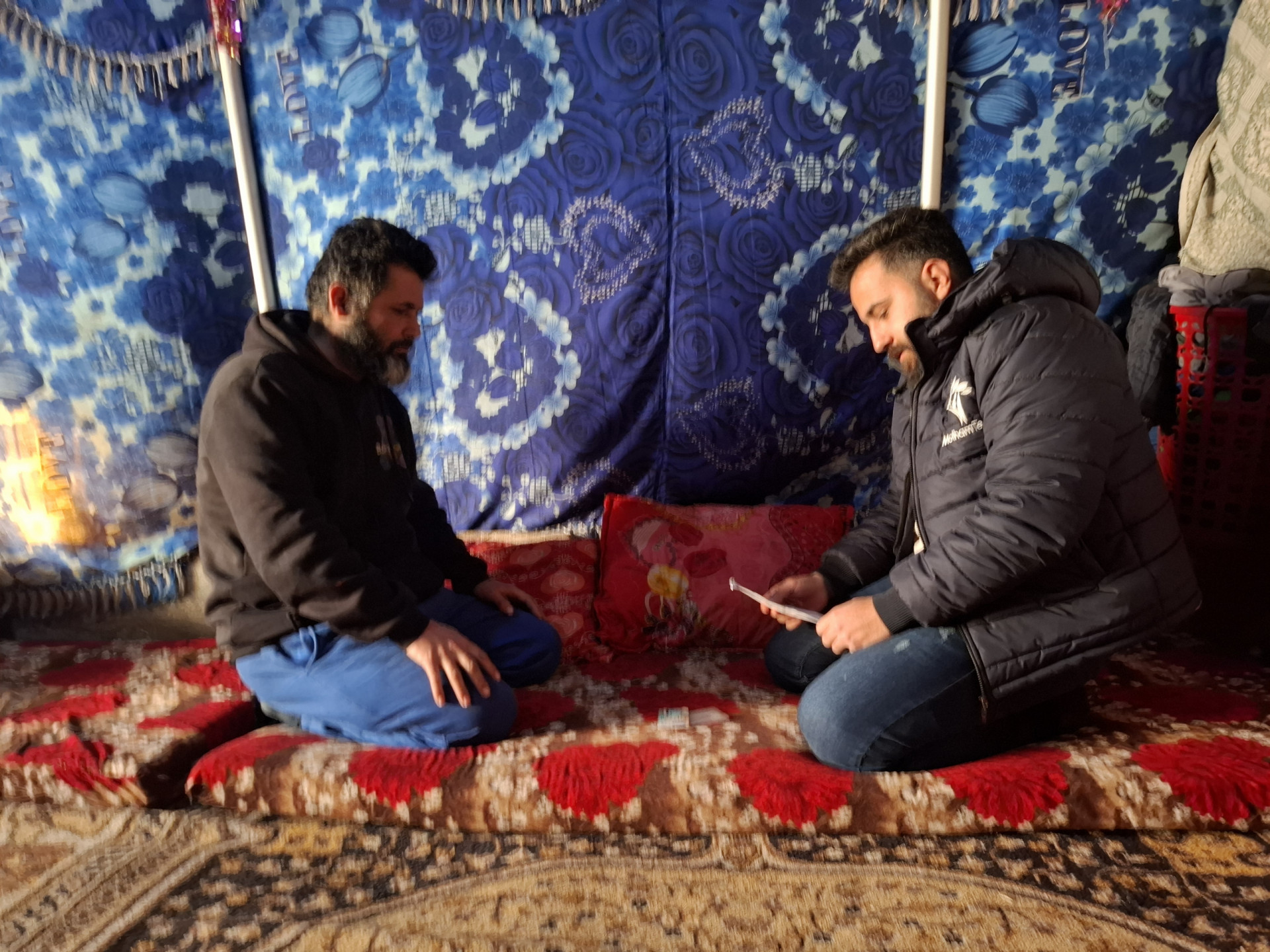 معيل أسرة يواجه المرض