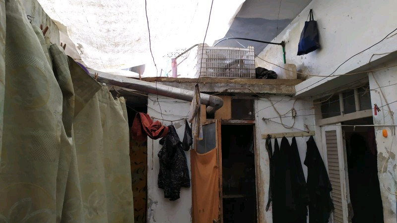 Yassir and his family are living in a poor living and health condition