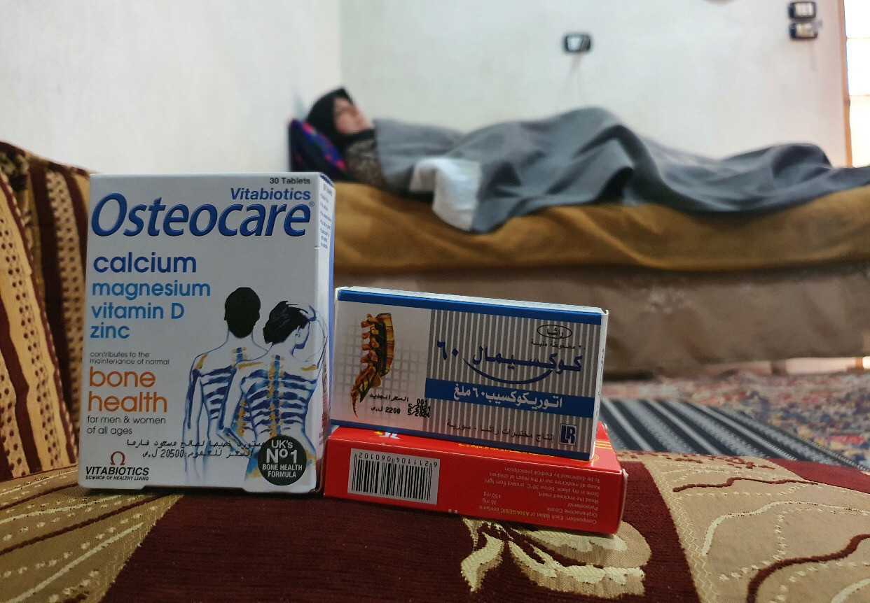 Khadooj suffers from vertebral herniation, needs fixation surgery