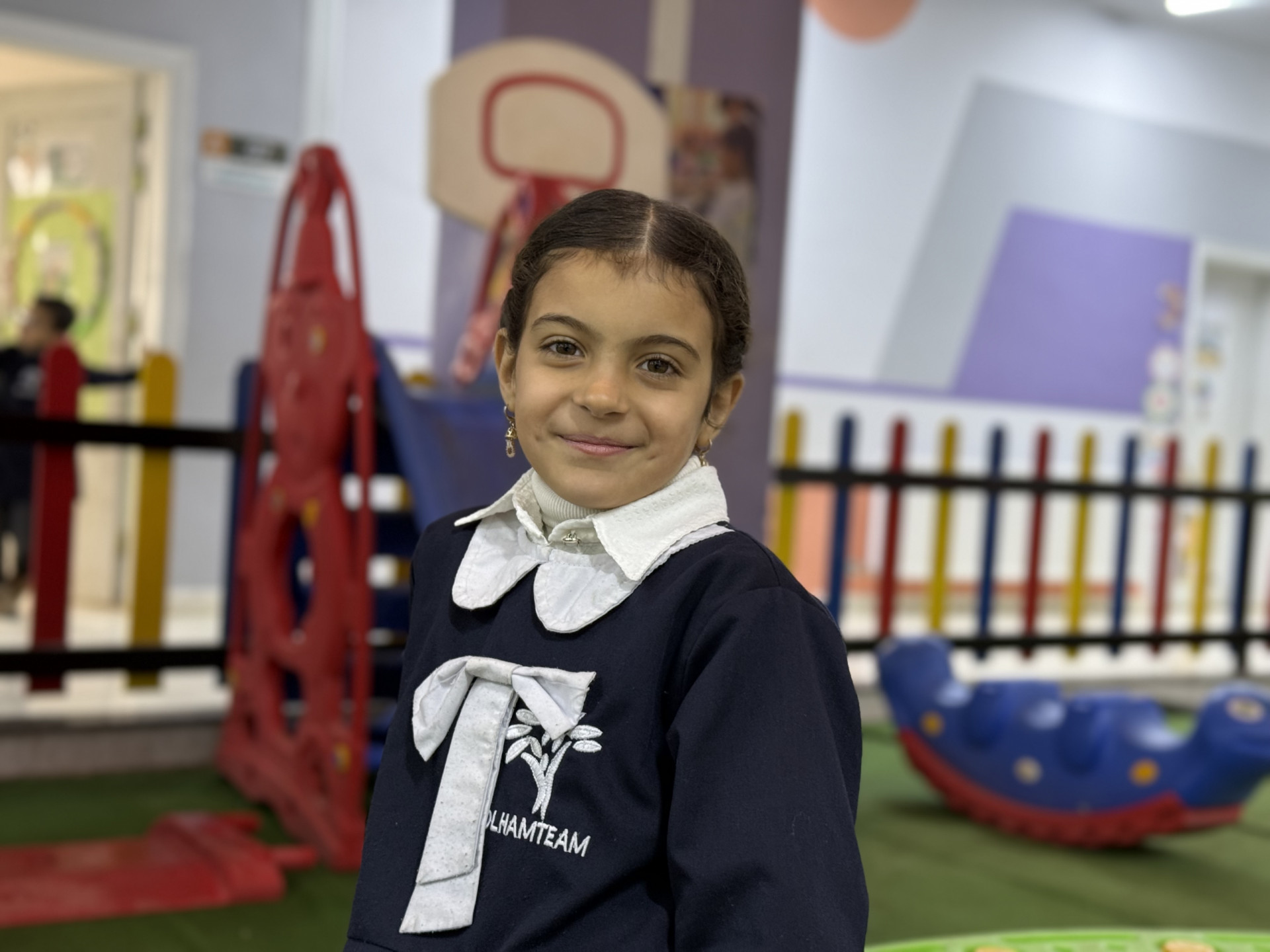 الطالبة روها ترغب بإكمال دراستها، فكونوا عونًا لها!