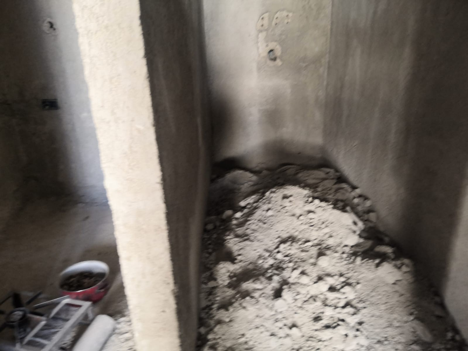 It is a poor house!