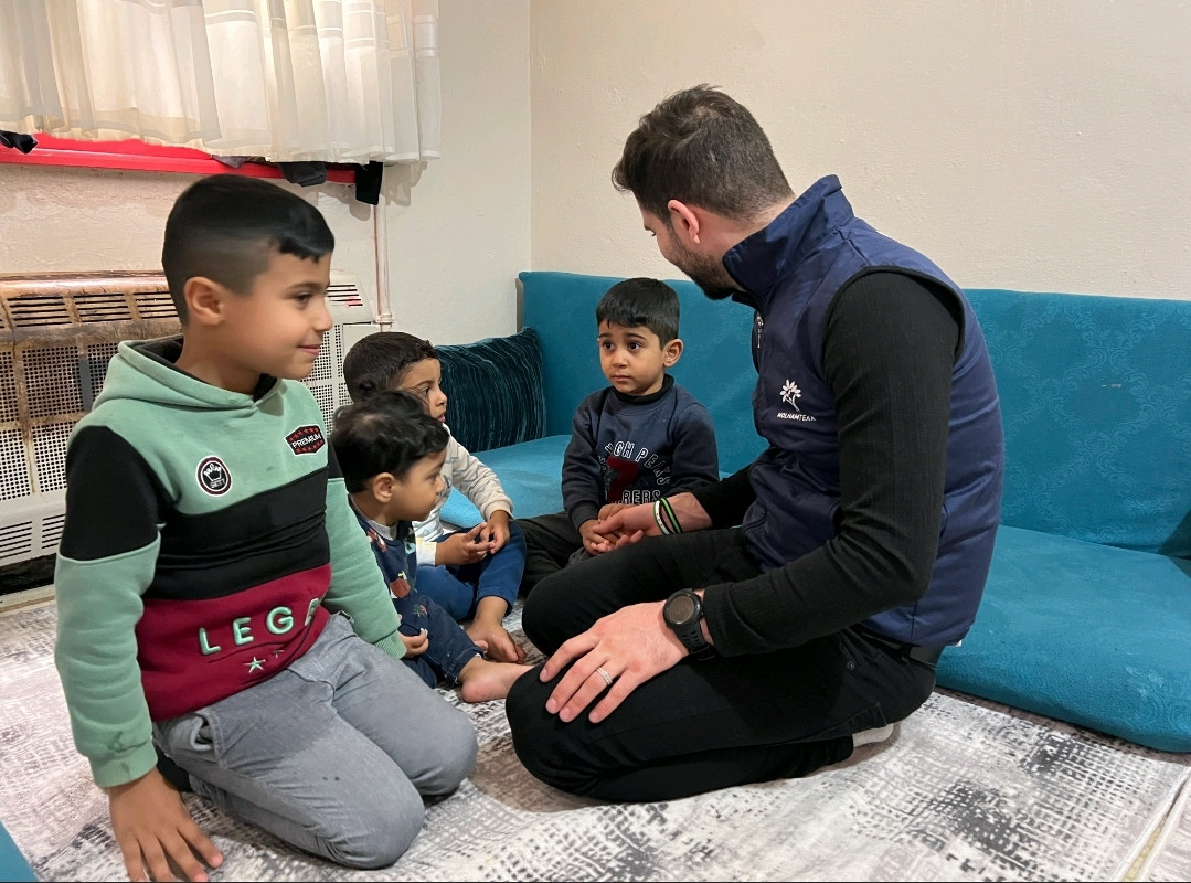 Rihab and her family need your help for daily life expenses