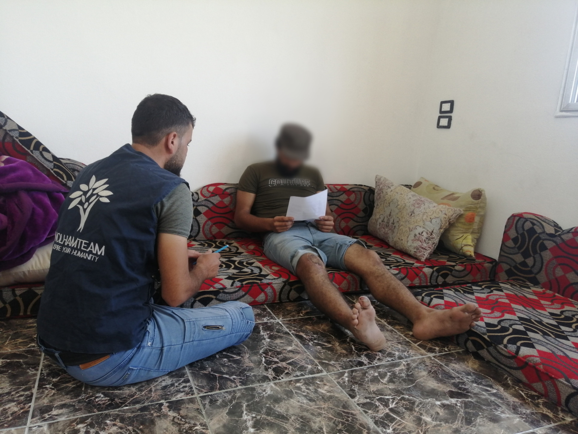 Mahmoud is with convulsions and needs treatment