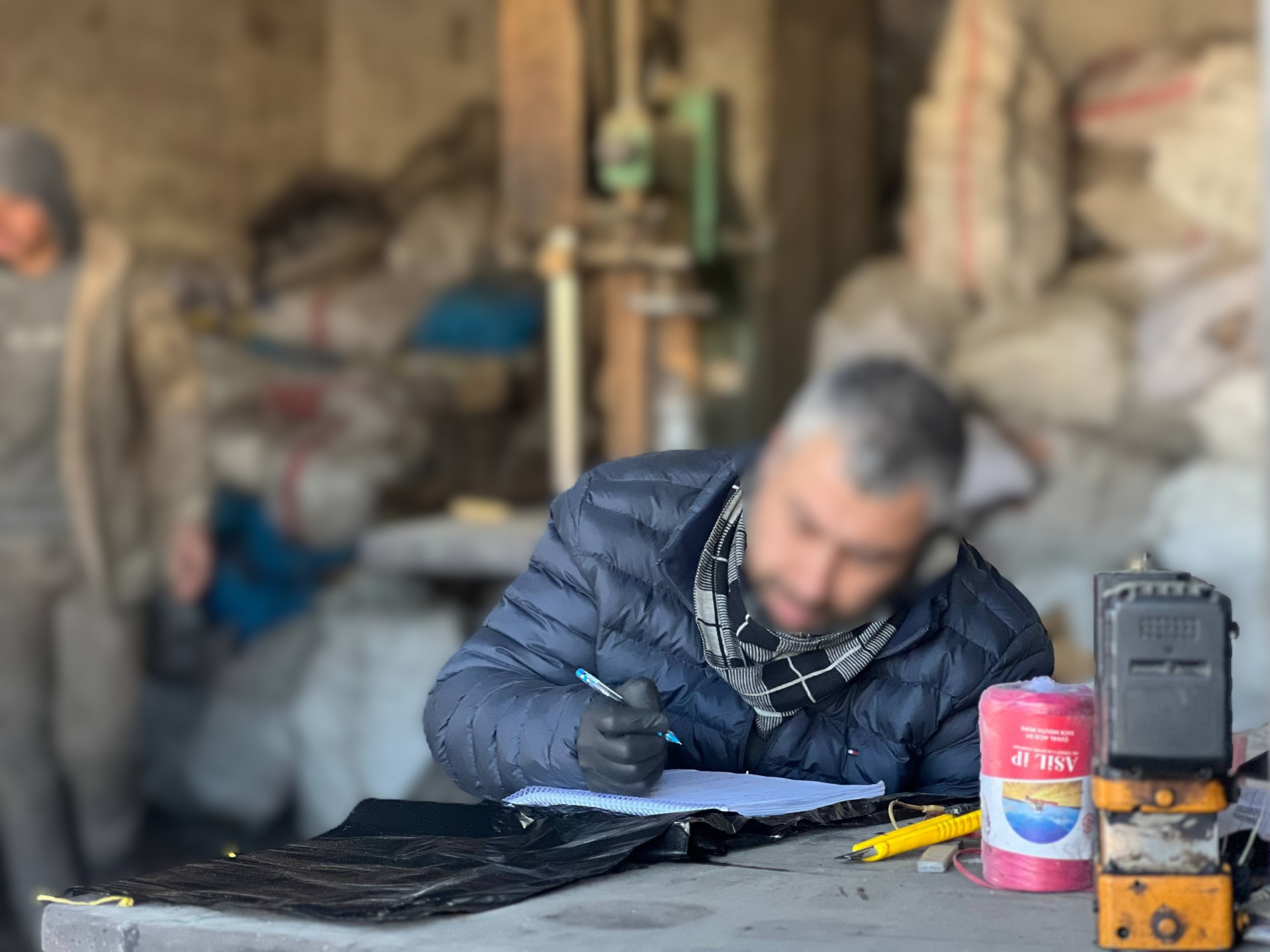 زهير طالب جامعي بحاجة لعونكم!