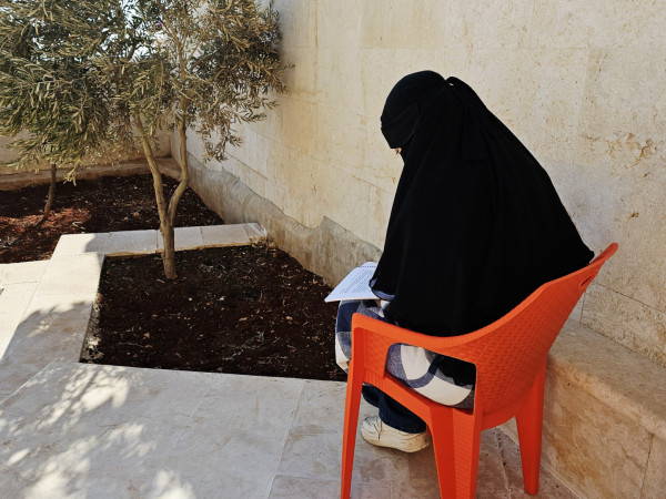 ربا طالبة طب أسنان بحاجة لعونكم!