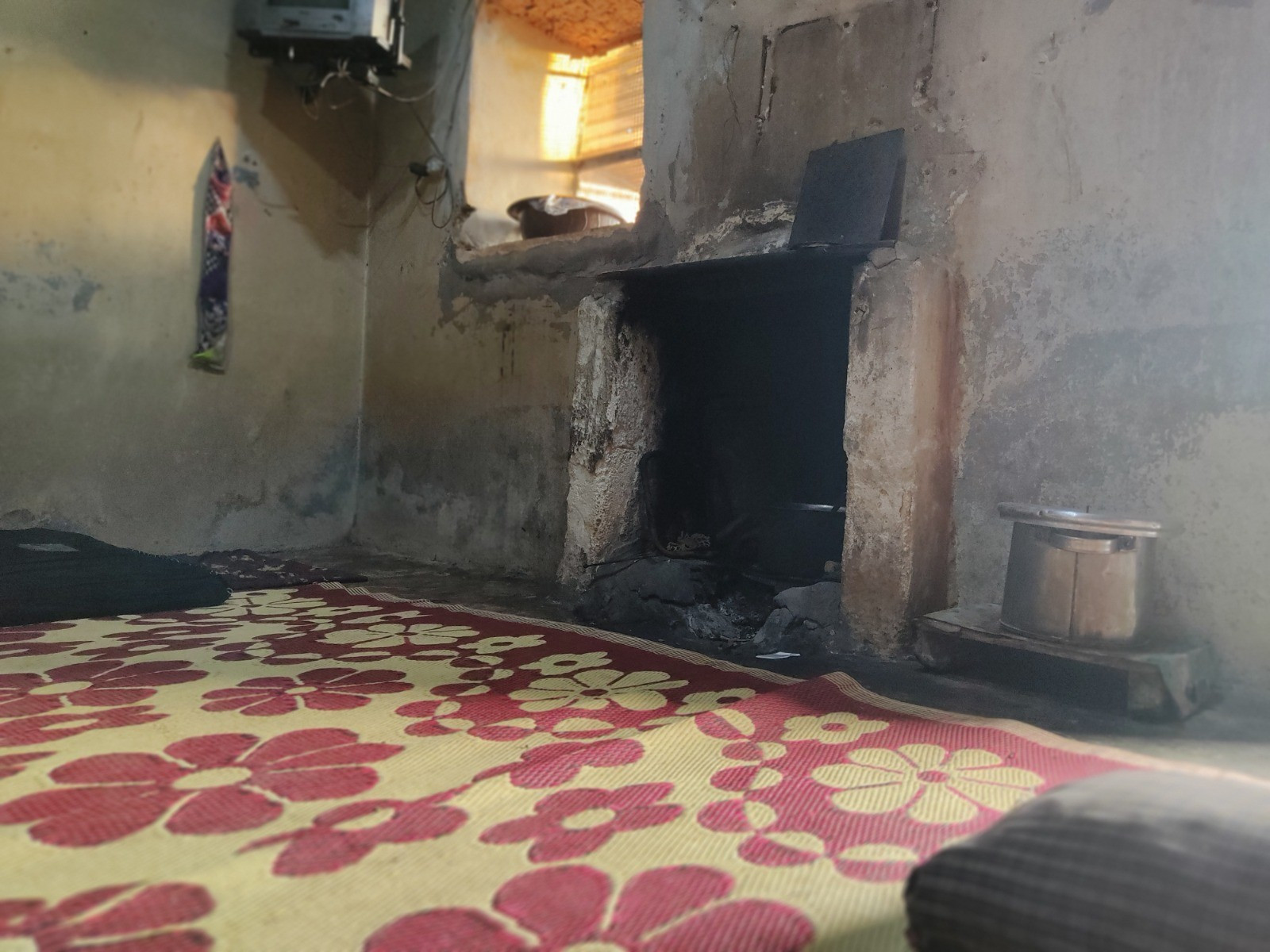 A family lives in very poor conditions