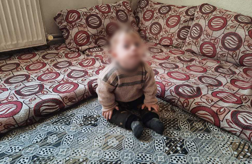 A little child needs urgent surgery
