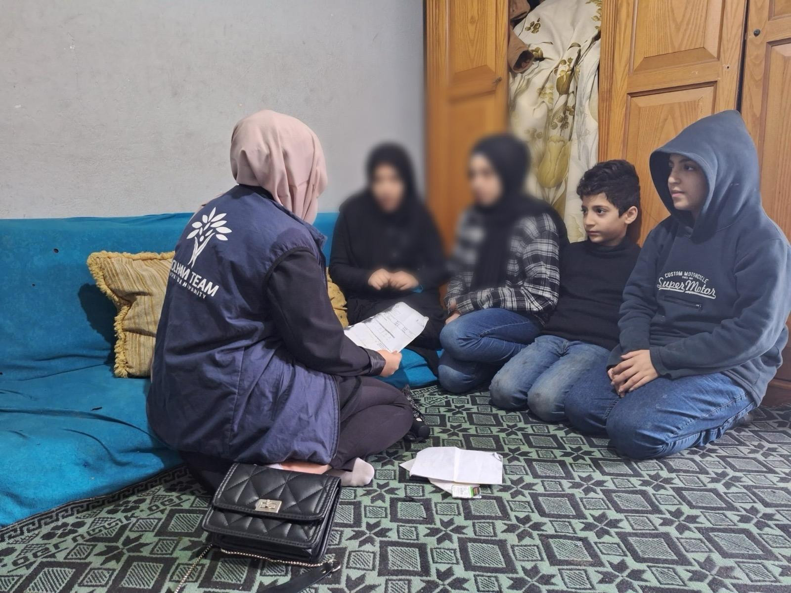 عائلة تعيش أوضاعاً معيشية سيّئة للغاية