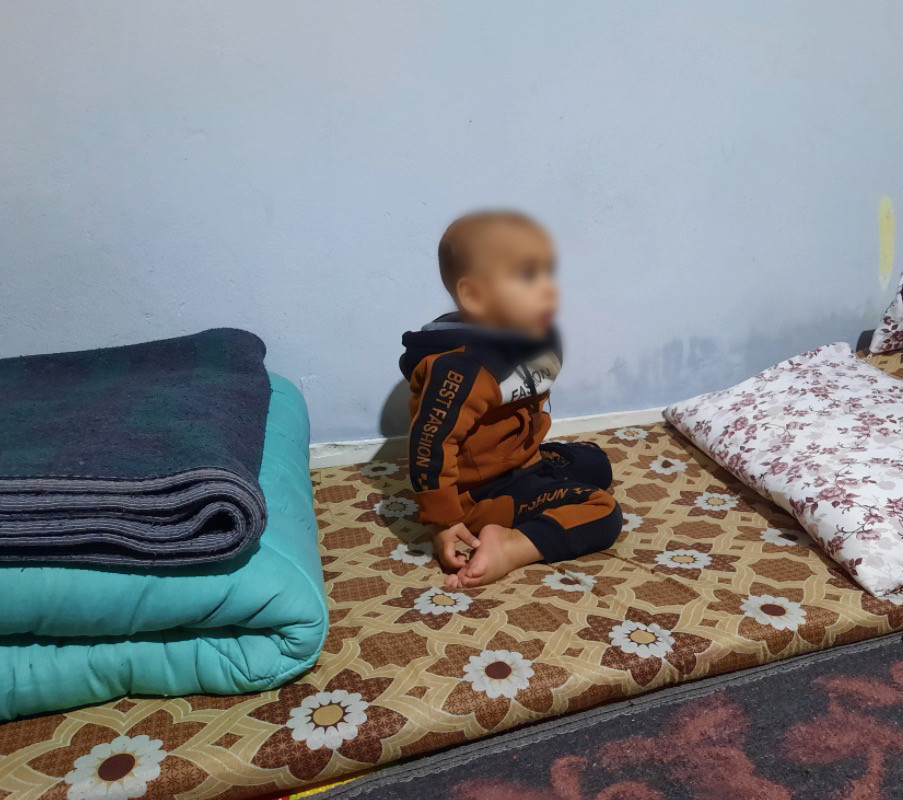 A little boy is in need of catheterization