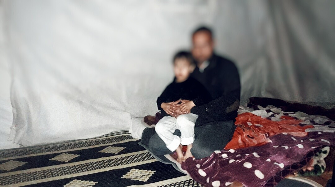 A displaced family with poverty