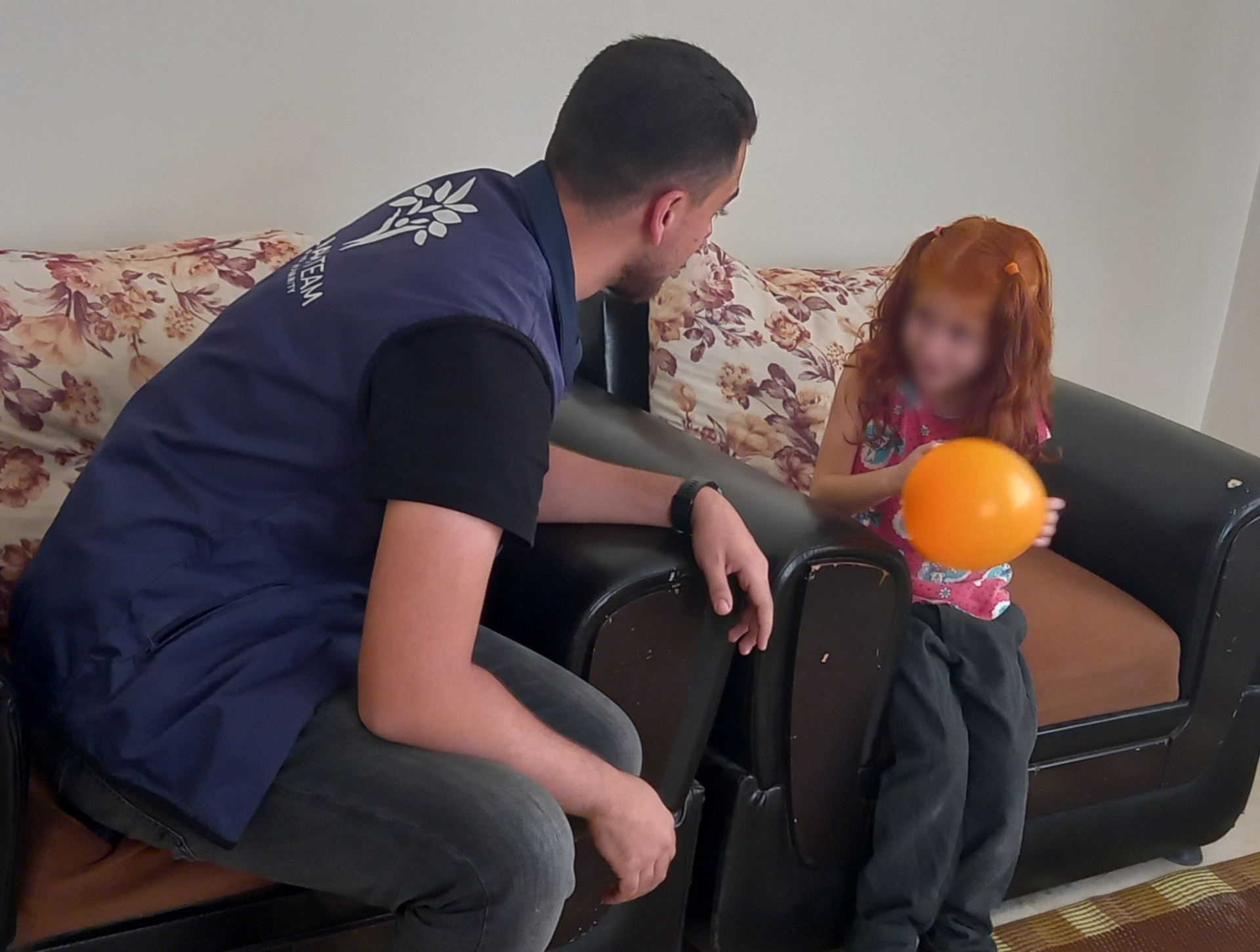 Nour suffers from a respiratory condition and can't sleep