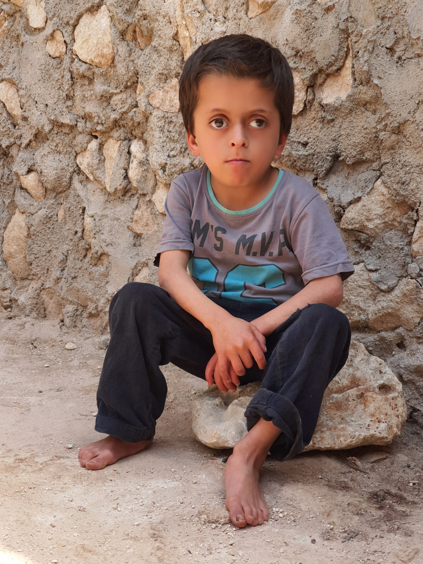 Help a young child suffering from severe growth retardation!