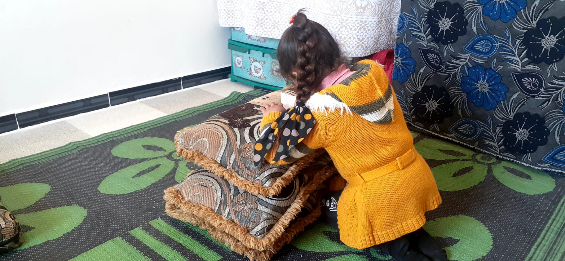 Jinan is an orphan girl who needs your support